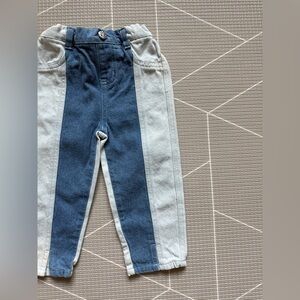 Baileys Blossoms|Baby girl/toddler Two-Tone Denim Leggings in Blue,straight leg•